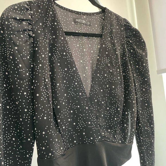 LIKE NEW Nasty Gal Bodysuit - Picture 2 of 4